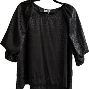 Umgee Black Leopard-Jacquard Satin Blouse